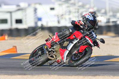 media/Dec-05-2024-Racers Edge (Thu) [[e102e0690b]]/3-B Group/Session 5 (Turn 16)/